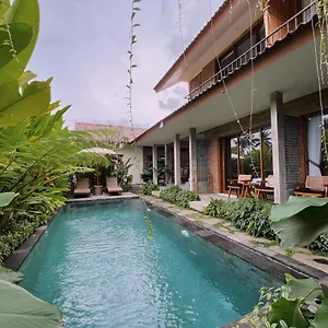 Guest house Griya Tropical 